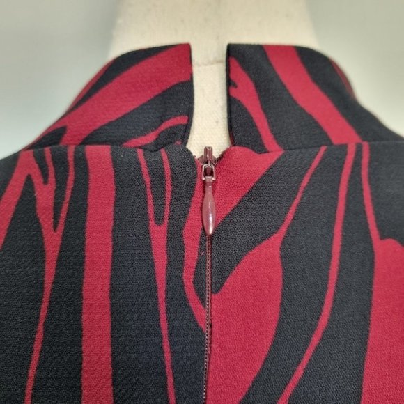 Veronika Maine Black & Red Stripe Long Sleeve A-Line Dress Size 6 - Picture 6 of 8